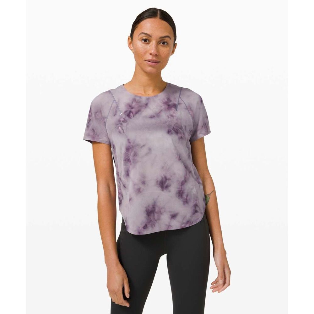 Lululemon Lightweight Run Kit Short Sleeve Tidal Dye Grape Thistle size small